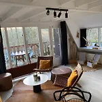 Woodhouse Nr. 141 *